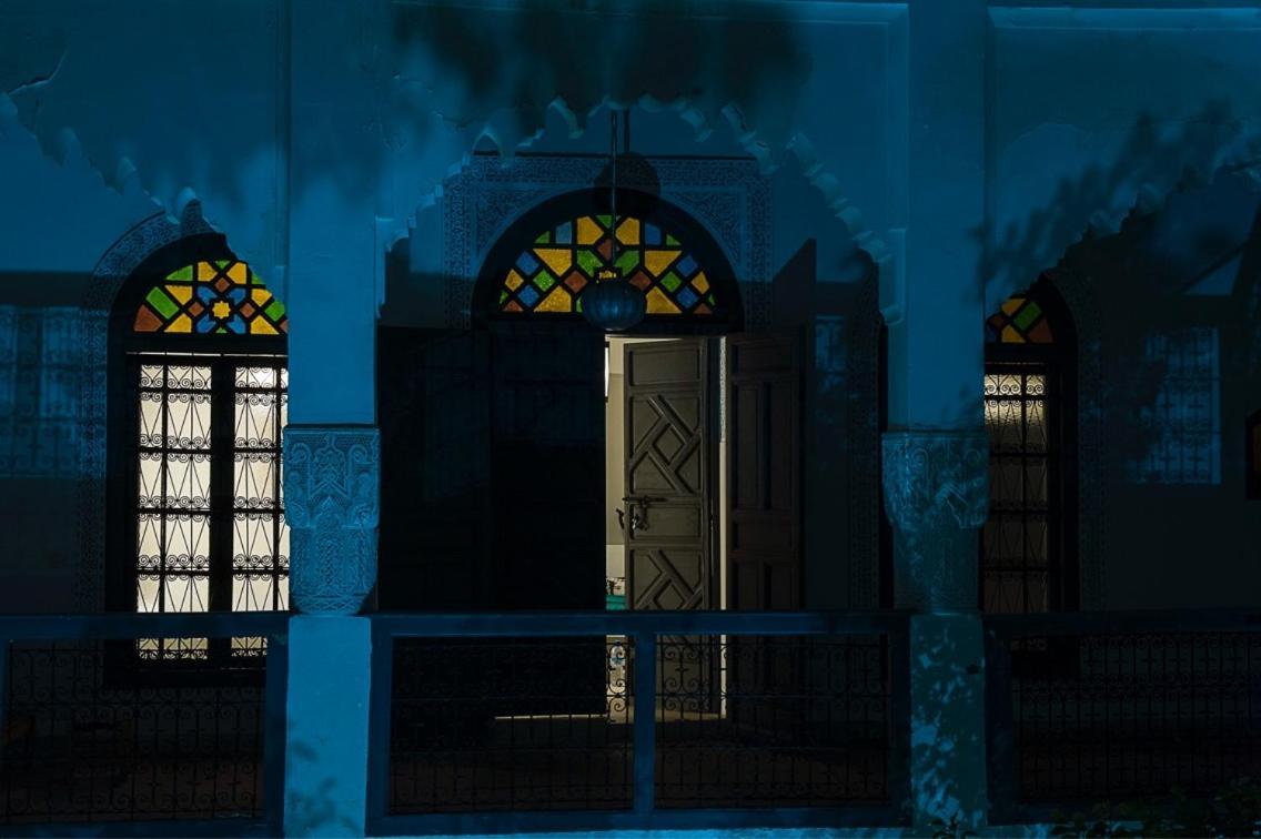 Riad Yamcha مكناز المظهر الخارجي الصورة